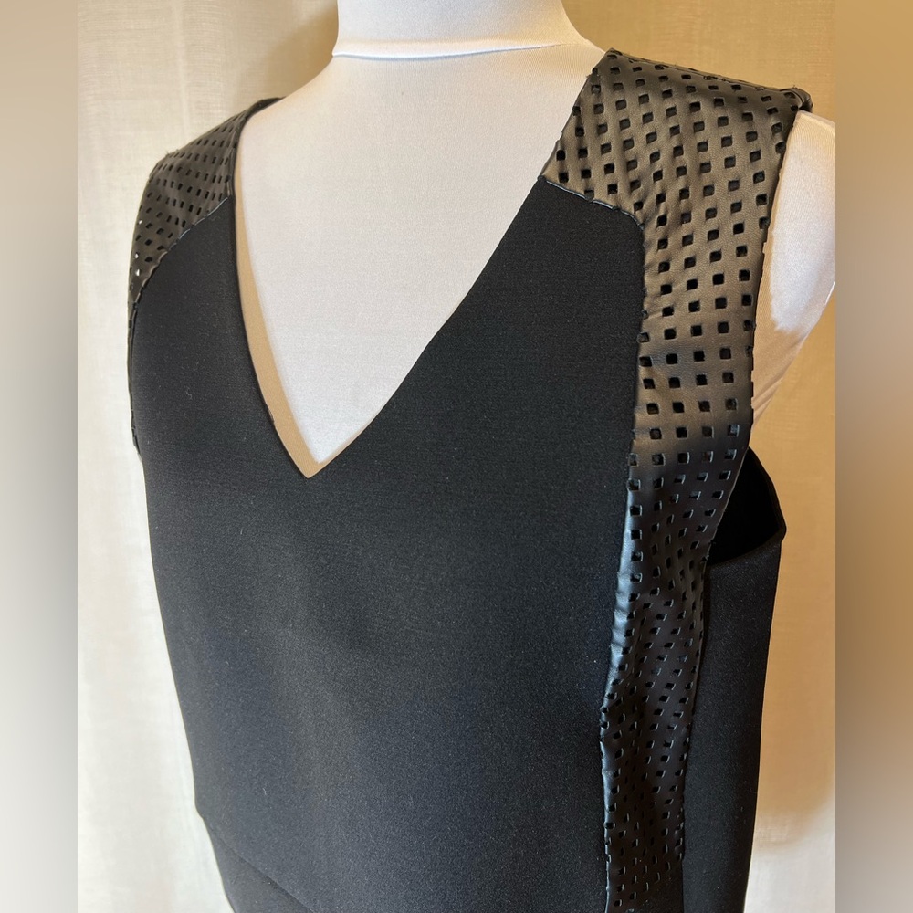 NWT Armani Exchange Black Sleeveless Women’s Top size L